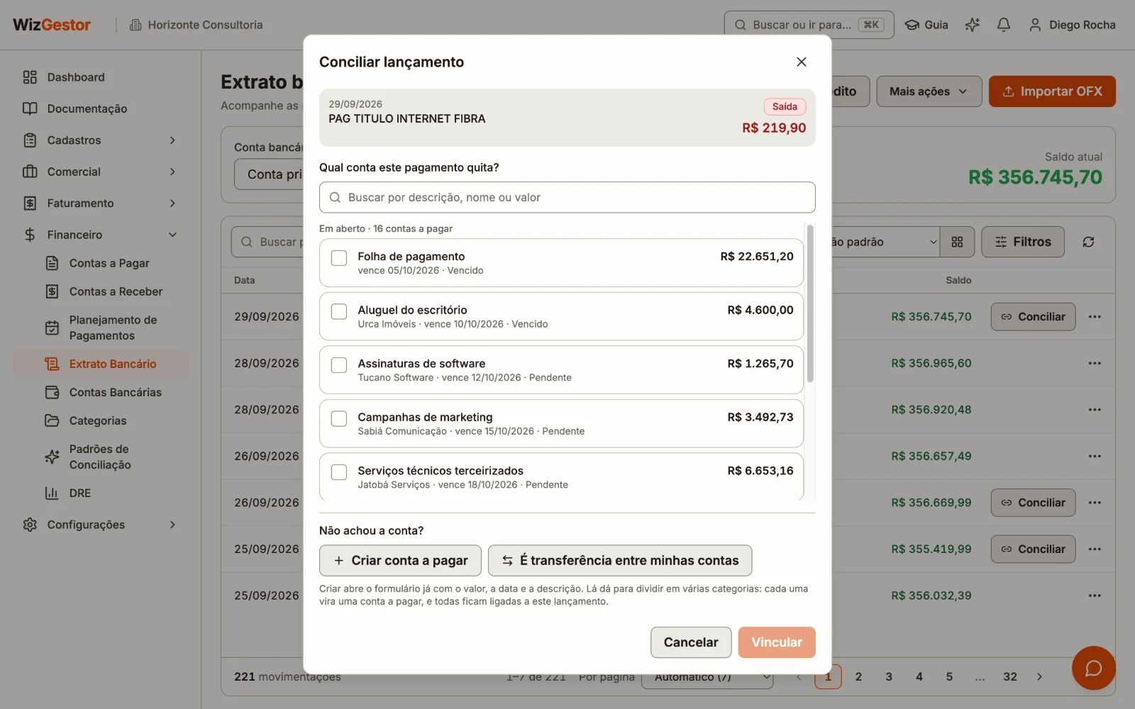 Janela de conciliação com a busca, as contas sugeridas e em aberto, e as opções de criar a conta ou marcar como transferência