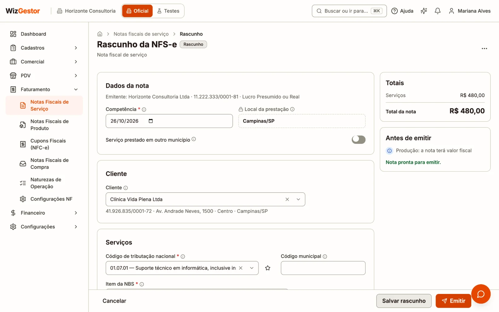 Página de nova NFS-e com o cliente, o serviço, os totais e a lista Antes de emitir